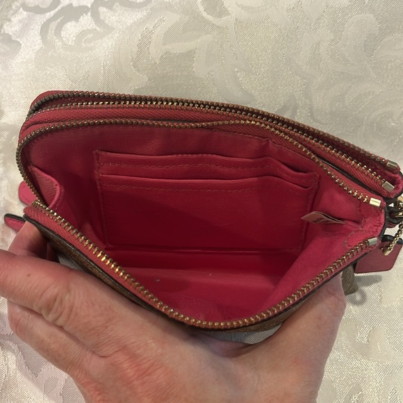 Pink Coach Wristlet - Picture 4 of 7